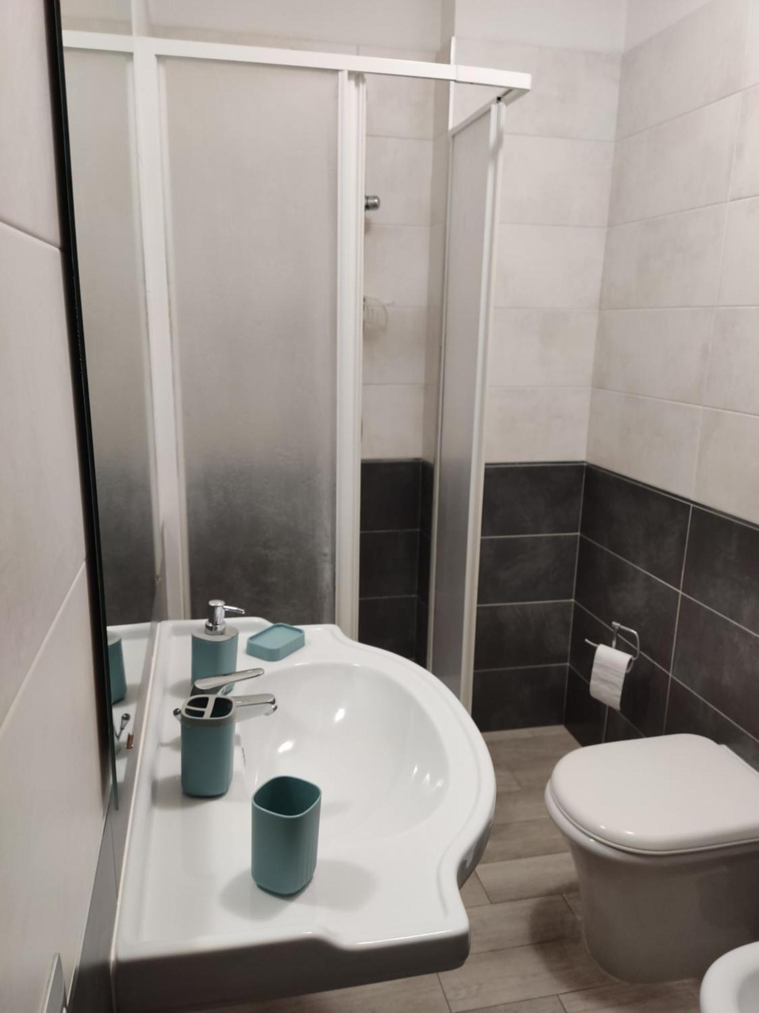 Guest House Web Room بيزا المظهر الخارجي الصورة